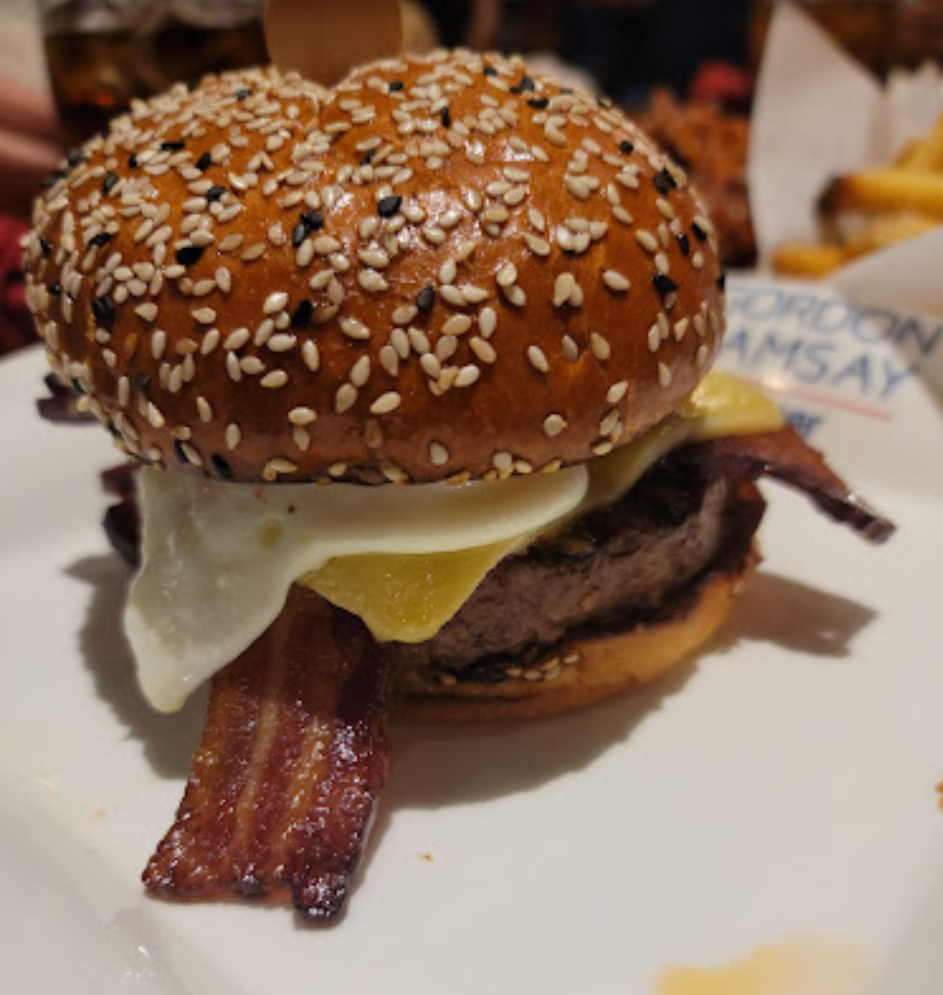 Biting into Burger Paradise: Gordon Ramsay’s Burger Vegas!
