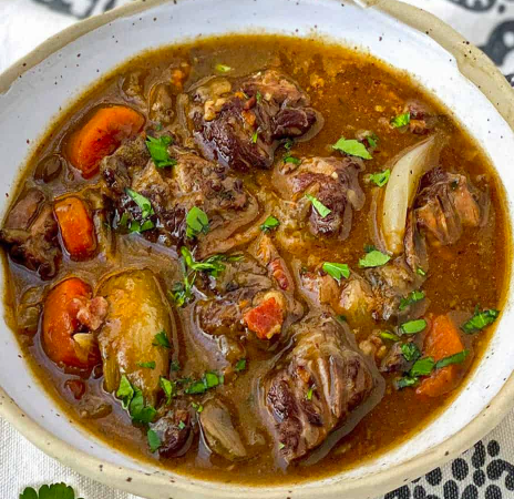 Indulge in Delightful Savory Flavors: A Mouthwatering Beef Bourguignon Recipe